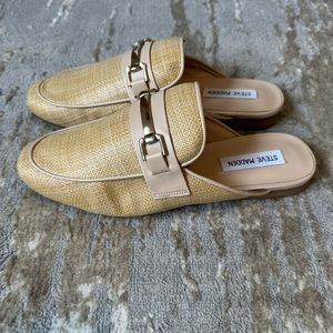 Steve Madden straw woven slip on mules. Size 10